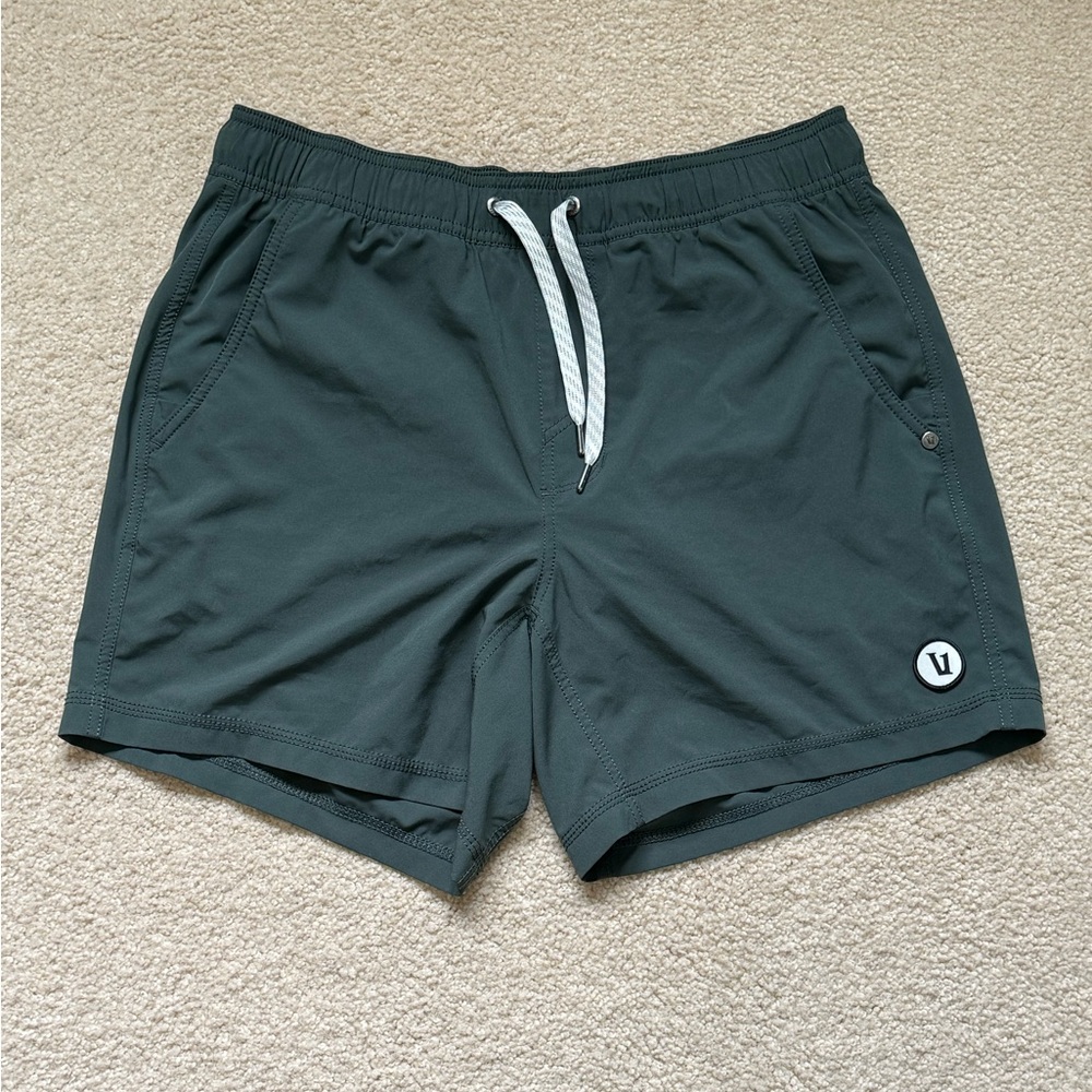 Vuori Green 5” Kore Short